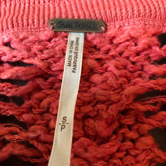 FREE PEOPLE - Pink chunky sweater - Size small - Picture 3 of 3